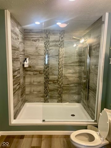 6035 Maple Grove Rd, Martinsville, IN 46151