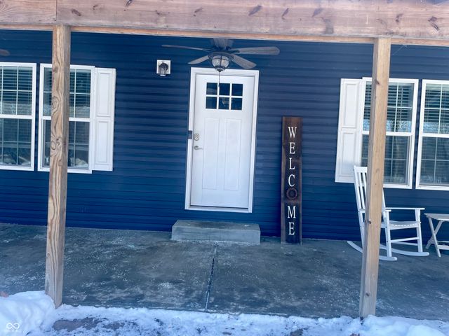 6035 Maple Grove Rd, Martinsville, IN 46151