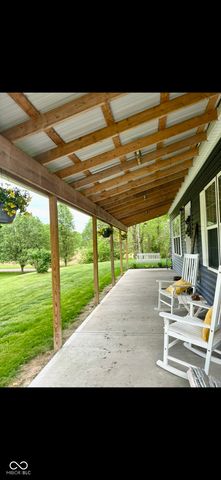 6035 Maple Grove Rd, Martinsville, IN 46151