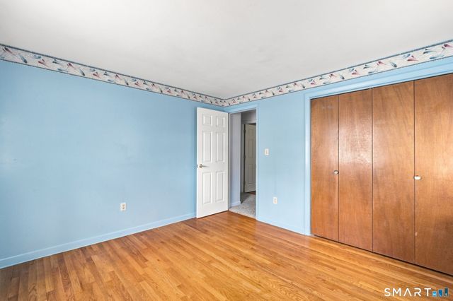 21 Knollwood Road, Southington, CT 06489