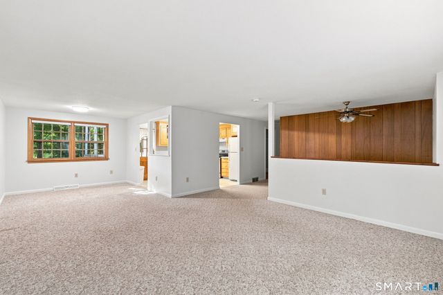 21 Knollwood Road, Southington, CT 06489