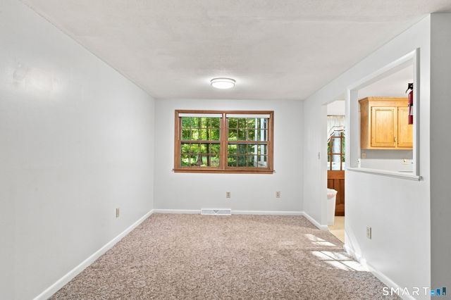 21 Knollwood Road, Southington, CT 06489