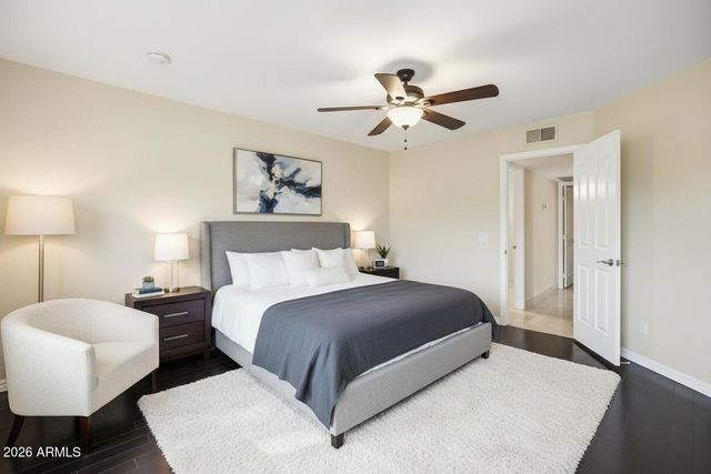 3235 E CAMELBACK Road 211, Phoenix, AZ 85018