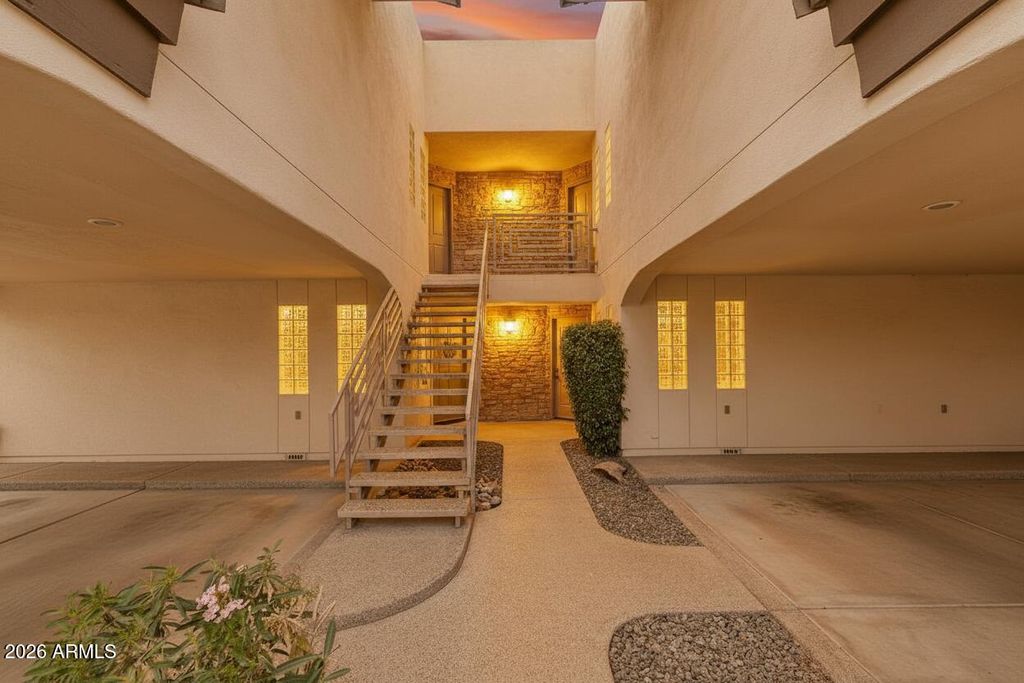 3235 E CAMELBACK Road 211, Phoenix, AZ 85018 — photo 2