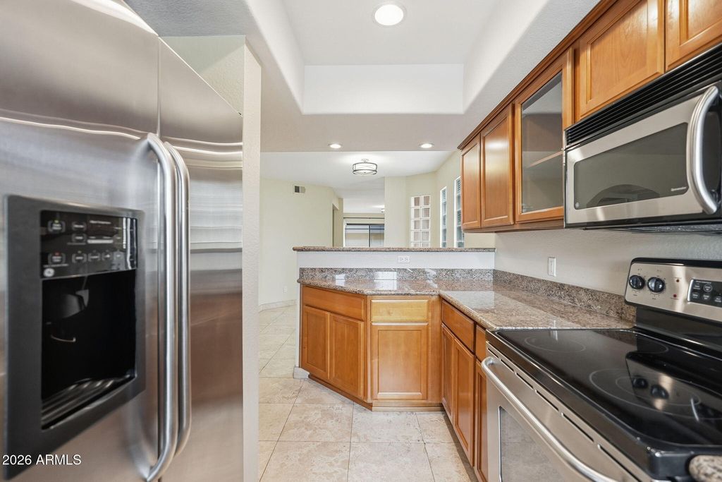 3235 E CAMELBACK Road 211, Phoenix, AZ 85018 — photo 4