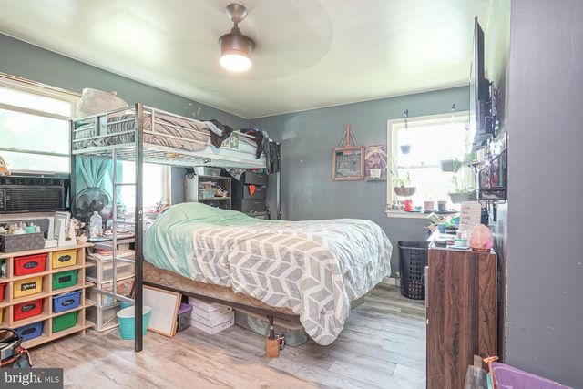 28 MALAGA TER, Malaga, NJ 08328