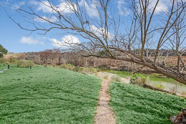 207 River Oaks DR, Wimberley, TX 78676