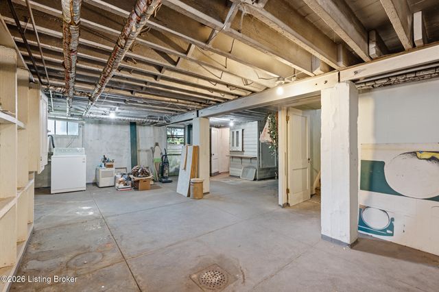 1830 Alfresco Pl, Louisville, KY 40205