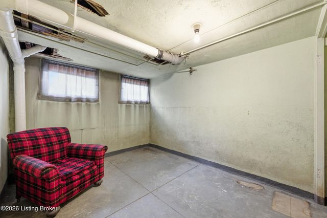 1830 Alfresco Pl, Louisville, KY 40205