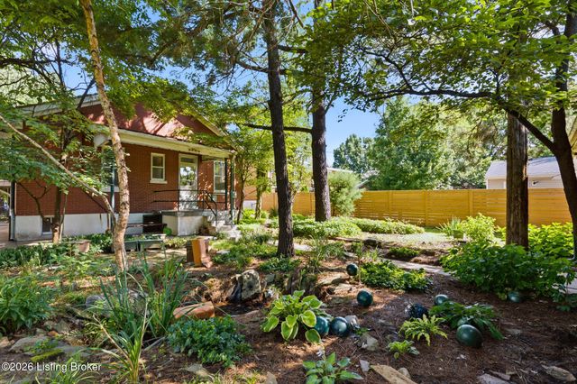1830 Alfresco Pl, Louisville, KY 40205