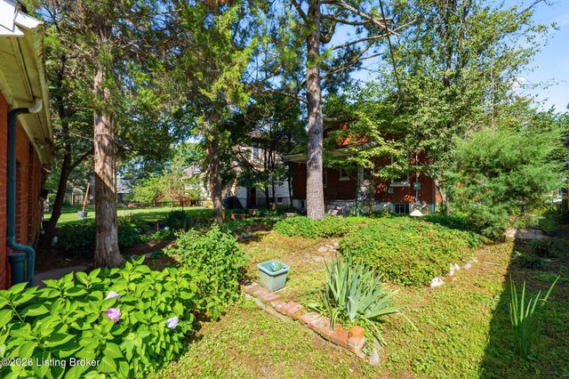 1830 Alfresco Pl, Louisville, KY 40205