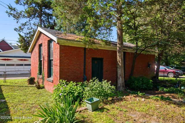 1830 Alfresco Pl, Louisville, KY 40205