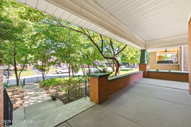 1830 Alfresco Pl, Louisville, KY 40205