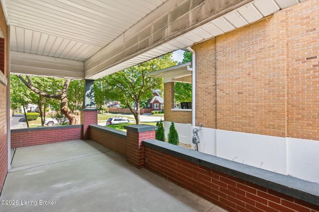 1830 Alfresco Pl, Louisville, KY 40205