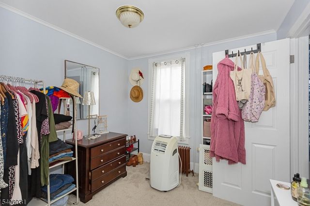 826 Sigsbee Ave, Alpha Boro, NJ 08865