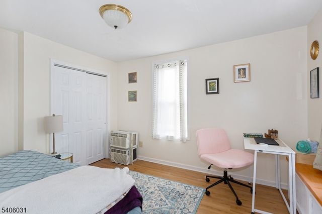 826 Sigsbee Ave, Alpha Boro, NJ 08865