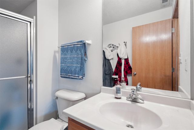 5808 SE 34th Street, Des Moines, IA 50320