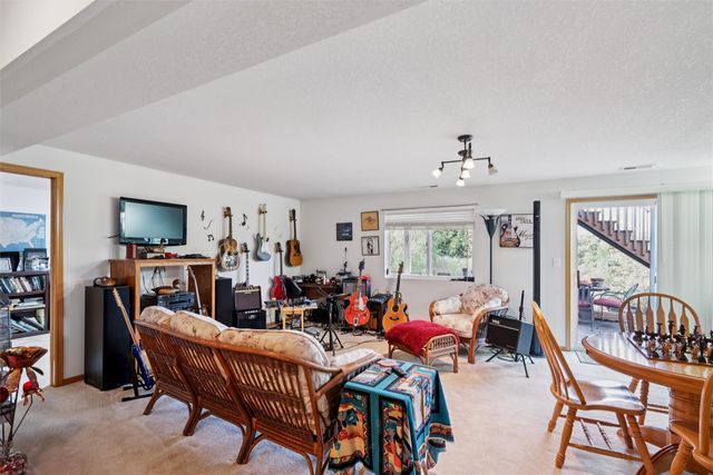 5808 SE 34th Street, Des Moines, IA 50320