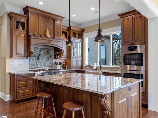 38 Falling Star Way, Landrum, SC 29356