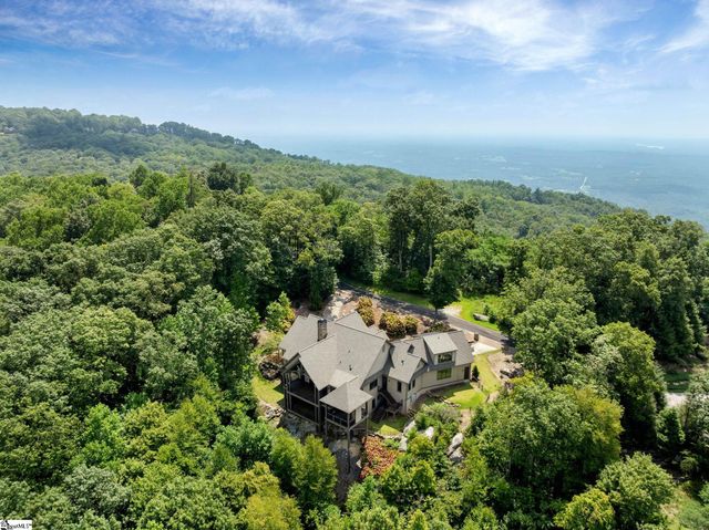 38 Falling Star Way, Landrum, SC 29356