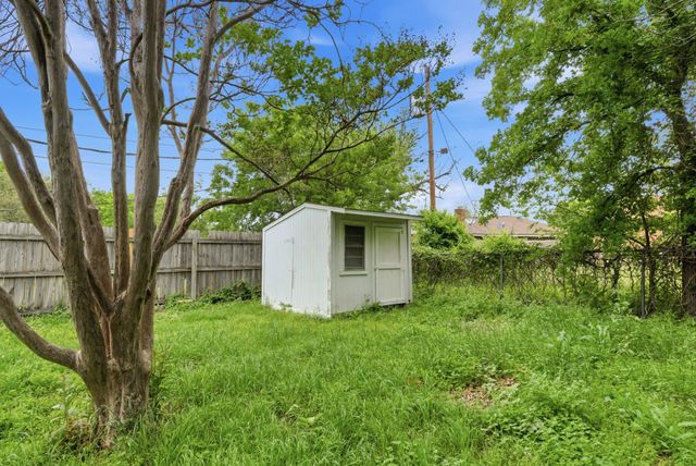 209 Moonlight Trail, Stephenville, TX 76401