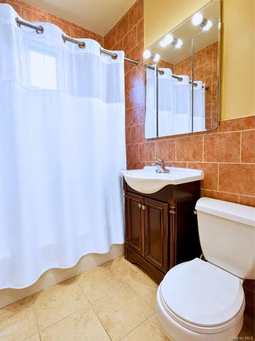 21-44 78th Street 2, Astoria, NY 11370