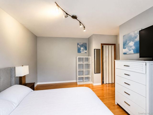 21-44 78th Street 2, Astoria, NY 11370