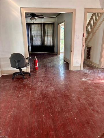 327 48th St ST, Newport News, VA 23607