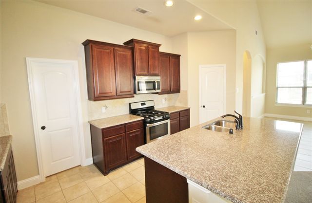 505 Clemson Lane, Forney, TX 75126