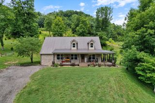 593 Gaulden Hollow Rd, Lafayette, TN 37083