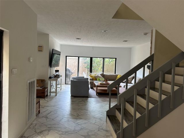 12625 Memorial Drive 127, Houston, TX 77024