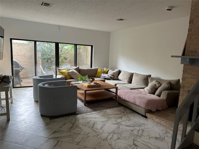12625 Memorial Drive 127, Houston, TX 77024