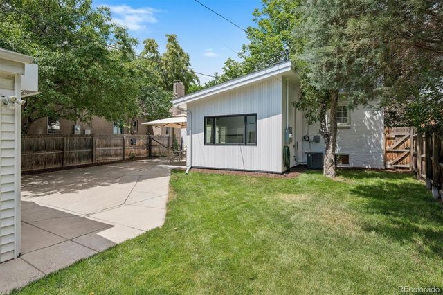 450 Elm Street, Denver, CO 80220
