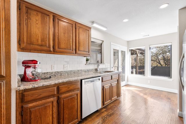 8350 Southmeadow Circle, Dallas, TX 75231