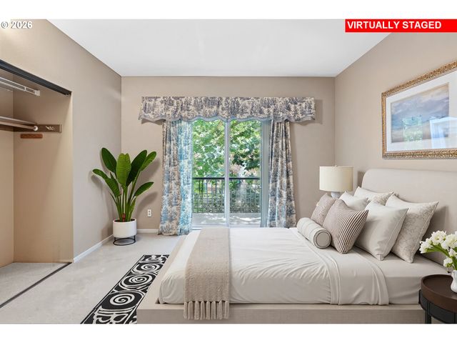 205 S MONTGOMERY St 401B, Portland, OR 97201