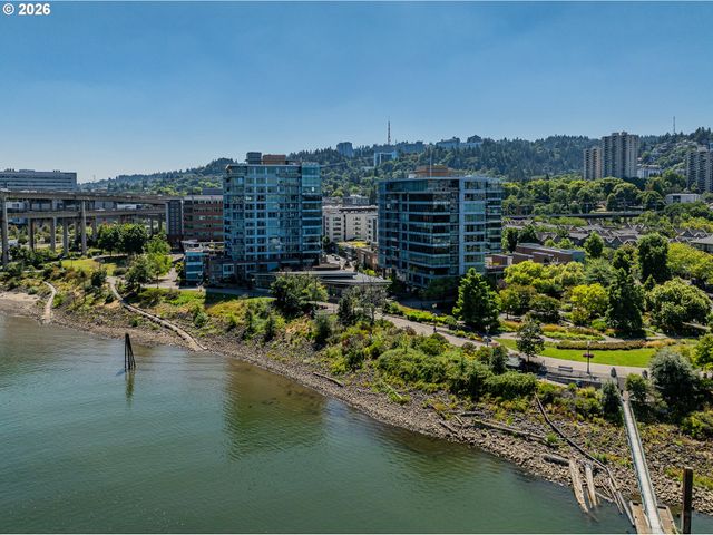 205 S MONTGOMERY St 401B, Portland, OR 97201