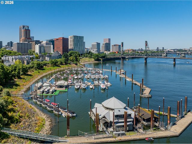 205 S MONTGOMERY St 401B, Portland, OR 97201