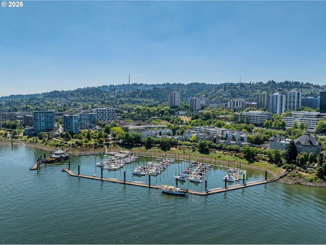 205 S MONTGOMERY St 401B, Portland, OR 97201