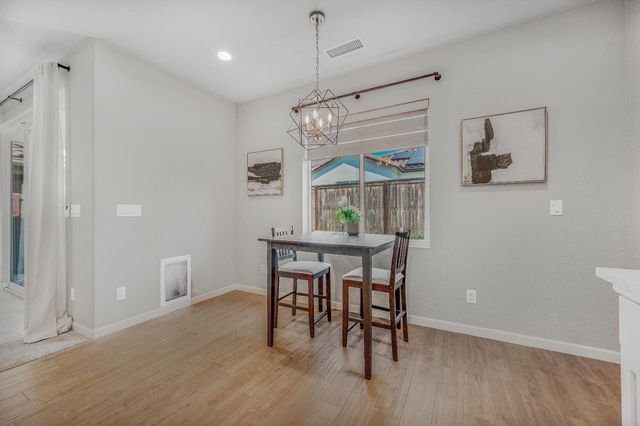 619 Wood Crest Avenue, Madera, CA 93636