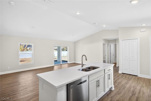 221 NW 15th ST, Cape Coral, FL 33993