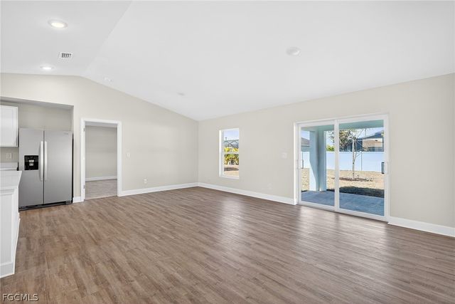 221 NW 15th ST, Cape Coral, FL 33993