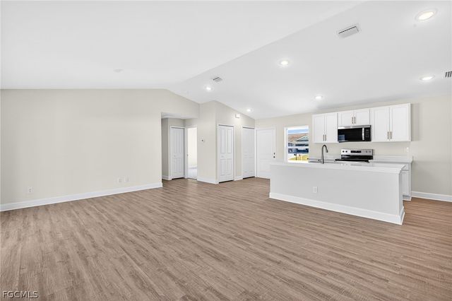 221 NW 15th ST, Cape Coral, FL 33993