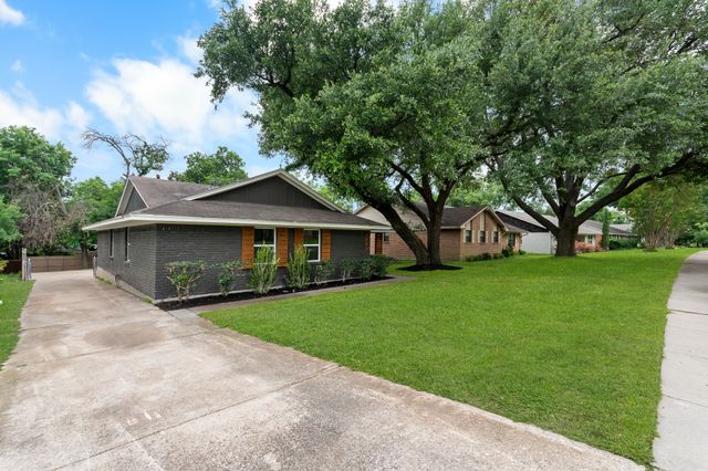 9110 Westglen Drive, Dallas, TX 75228