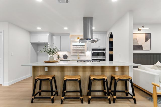 9110 Westglen Drive, Dallas, TX 75228