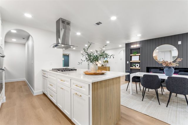 9110 Westglen Drive, Dallas, TX 75228