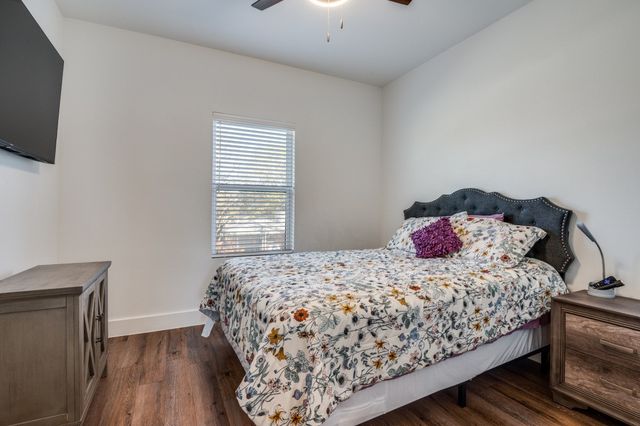 324 S Main Street, Cedar Hill, TX 75104