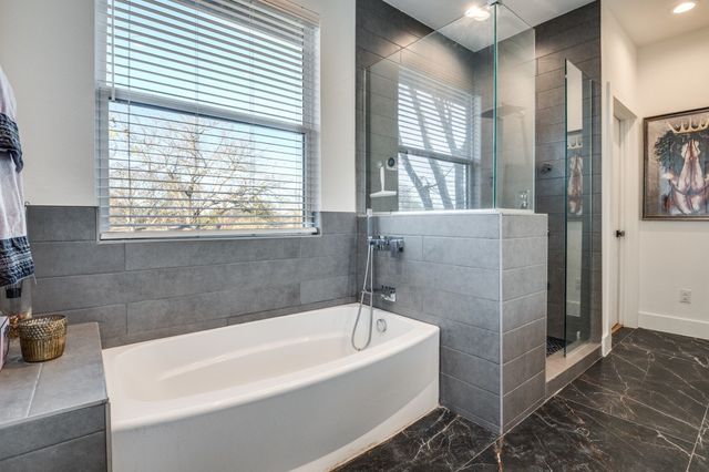 324 S Main Street, Cedar Hill, TX 75104