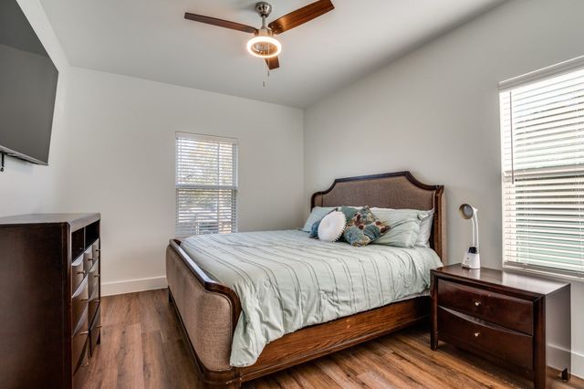 324 S Main Street, Cedar Hill, TX 75104