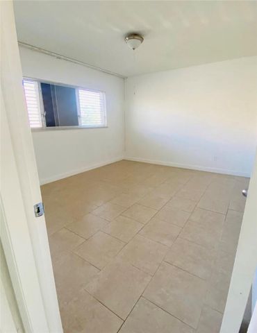 1450 Atlantic Shores Boulevard 212, Hallandale Beach, FL 33009