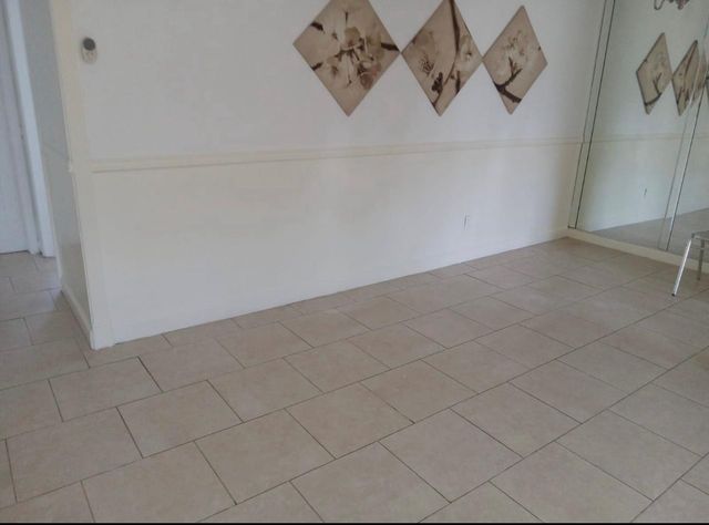 1450 Atlantic Shores Boulevard 212, Hallandale Beach, FL 33009